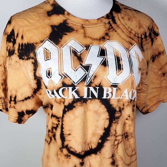 AC/DC Reverse Tiedye Graphic Tee. - Picture 2 of 4